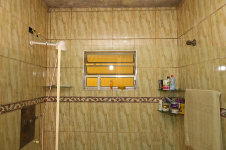 Casa à venda com 142m², 2 quartos e 3 vagasBanheiro