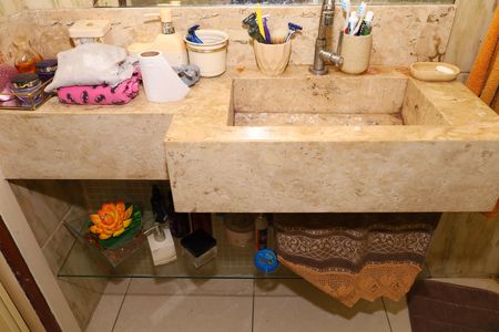 Casa à venda com 142m², 2 quartos e 3 vagasBanheiro