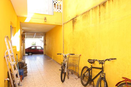 Quintal de casa à venda com 2 quartos, 142m² em Parque Paulistano, São Paulo