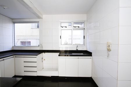 Apartamento para alugar com 125m², 3 quartos e 2 vagasCozinha
