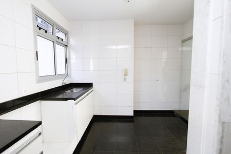 Apartamento para alugar com 125m², 3 quartos e 2 vagasCozinha