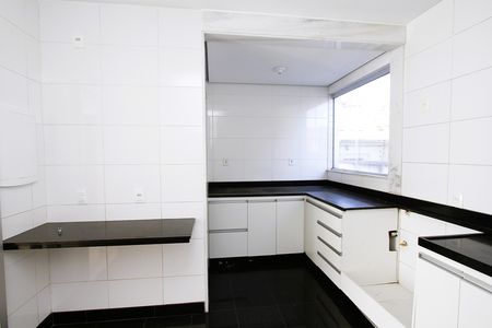 Apartamento para alugar com 125m², 3 quartos e 2 vagasCozinha