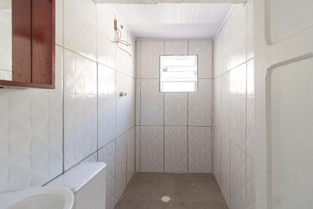 Casa para alugar com 45m², 1 quarto e 1 vaga Casa para alugar com 45m², 1 quarto e 1 vagaBanheiro