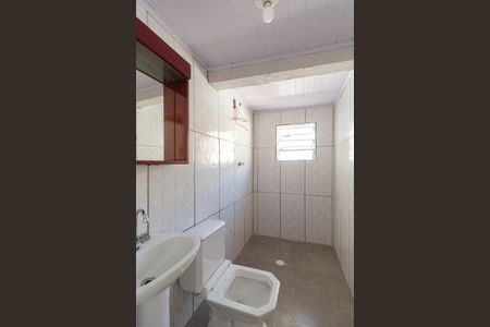 Banheiro de casa para alugar com 1 quarto, 45m² em Bussocaba, Osasco