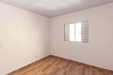 Quarto de casa para alugar com 1 quarto, 45m² em Bussocaba, Osasco
