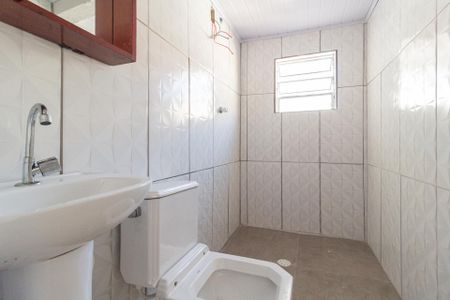 Banheiro de casa para alugar com 1 quarto, 45m² em Bussocaba, Osasco