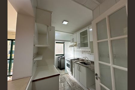 Apartamento para alugar com 90m², 3 quartos e 2 vagasCozinha