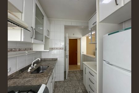 Cozinha de apartamento para alugar com 3 quartos, 90m² em Alphaville, Barueri