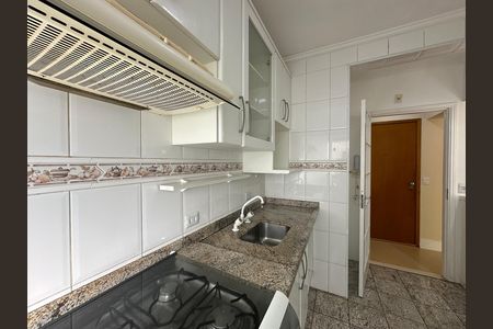 Apartamento para alugar com 90m², 3 quartos e 2 vagasCozinha