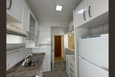 Apartamento para alugar com 90m², 3 quartos e 2 vagasCozinha