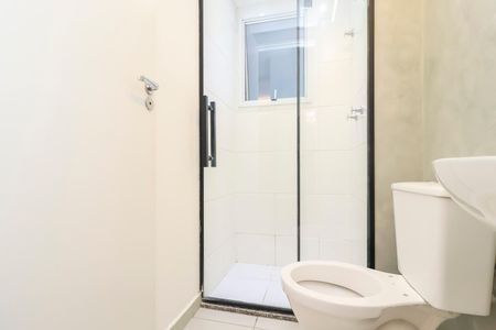 Banheiro de apartamento para alugar com 2 quartos, 38m² em Vila Progresso (zona Leste), São Paulo