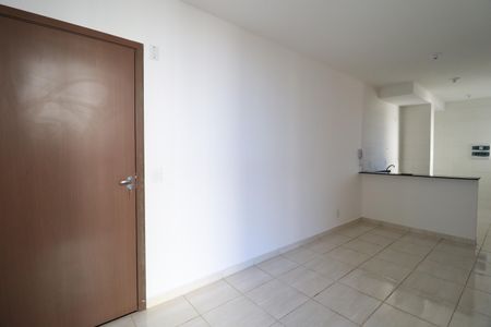 Apartamento para alugar com 45m², 2 quartos e 1 vagaSala