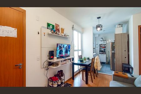 Apartamento à venda com 40m², 2 quartos e 1 vaga Apartamento à venda com 40m², 2 quartos e 1 vagaSala