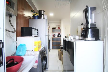 Apartamento à venda com 2 quartos, 62m² em Chácara Agrindus, Taboão da Serra