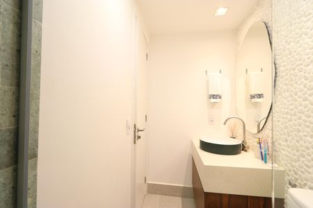 Banheiro Suite  de apartamento para alugar com 1 quarto, 62m² em Vila Leopoldina, São Paulo