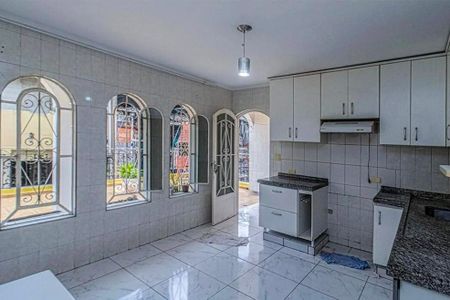 Cozinha de casa para alugar com 9 quartos, 332m² em Vila Brasilina, São Paulo