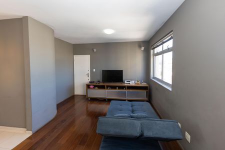 Sala de TV de apartamento à venda com 3 quartos, 100m² em Santo Antônio, Belo Horizonte