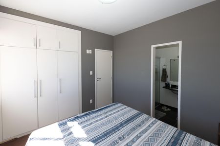 Suíte 1 de apartamento à venda com 3 quartos, 100m² em Santo Antônio, Belo Horizonte