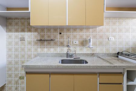 Cozinha de apartamento para alugar com 3 quartos, 87m² em Vila Nova Conceição, São Paulo