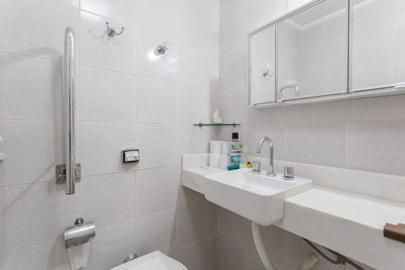 Apartamento para alugar com 87m², 3 quartos e 1 vaga Apartamento para alugar com 87m², 3 quartos e 1 vagaBanheiro 1
