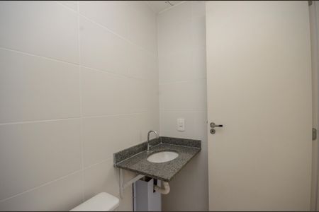 Apartamento à venda com 36m², 2 quartos e sem vaga Apartamento à venda com 36m², 2 quartos e sem vagaBanheiro