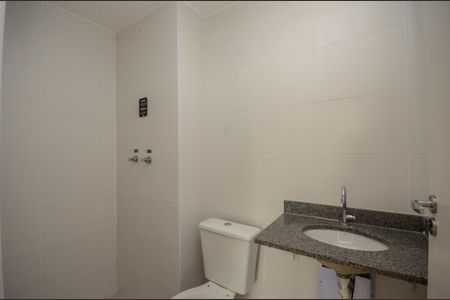 Apartamento à venda com 36m², 2 quartos e sem vaga Apartamento à venda com 36m², 2 quartos e sem vagaBanheiro