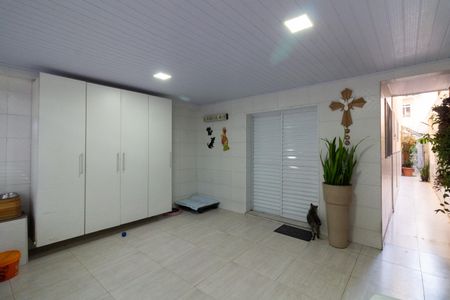Garagem de casa à venda com 2 quartos, 160m² em Jardim Rosa Maria, São Paulo