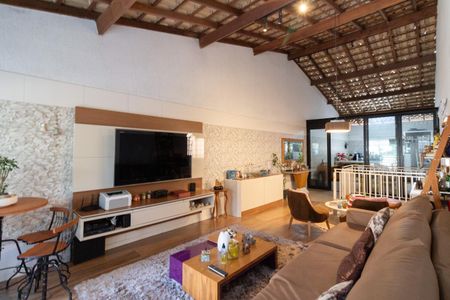 Sala de casa à venda com 2 quartos, 160m² em Jardim Rosa Maria, São Paulo