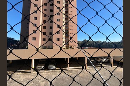 Vista da Suíte de apartamento para alugar com 3 quartos, 85m² em Jardim Maria Rosa, Taboão da Serra