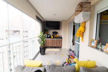 Apartamento à venda com 73m², 2 quartos e 1 vaga Apartamento à venda com 73m², 2 quartos e 1 vagaSacada da Sala