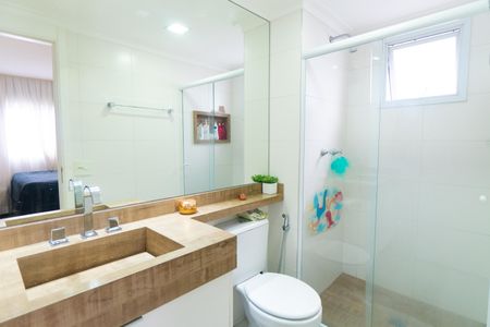 Apartamento à venda com 73m², 2 quartos e 1 vaga Apartamento à venda com 73m², 2 quartos e 1 vagaBanheiro da Suíte