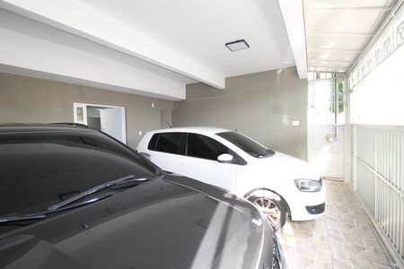 Garagem de casa para alugar com 3 quartos, 315m² em Vila Verde, São Paulo