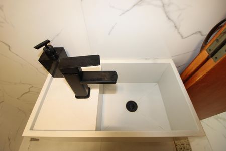 Casa para alugar com 315m², 3 quartos e 3 vagasBanheiro