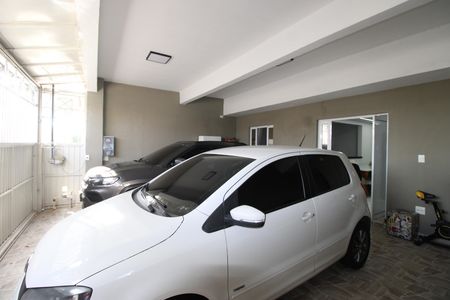 Garagem de casa para alugar com 3 quartos, 315m² em Vila Verde, São Paulo
