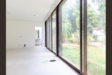 Casa de condomínio à venda com 734m², 5 quartos e 4 vagas Casa de condomínio à venda com 734m², 5 quartos e 4 vagasFoto 13