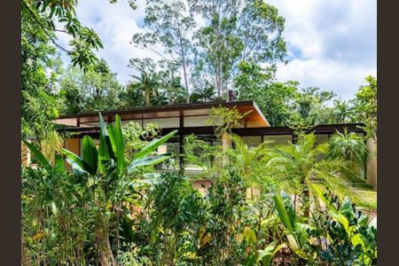 Casa de condomínio à venda com 734m², 5 quartos e 4 vagas Casa de condomínio à venda com 734m², 5 quartos e 4 vagasFoto 34