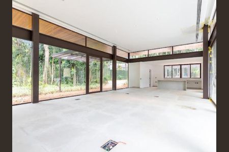 Casa de condomínio à venda com 734m², 5 quartos e 4 vagas Casa de condomínio à venda com 734m², 5 quartos e 4 vagasFoto 15