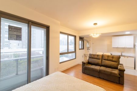 Quarto de kitnet/studio para alugar com 1 quarto, 28m² em Tristeza, Porto Alegre