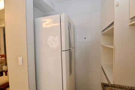 Cozinha de apartamento para alugar com 1 quarto, 54m² em Alphaville I, Salvador