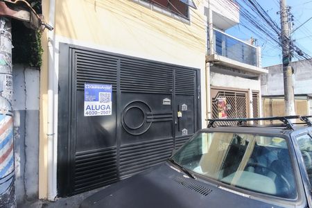 Fachada de casa para alugar com 3 quartos, 170m² em Vila Verde, São Paulo