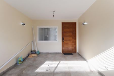 Garagem de casa para alugar com 3 quartos, 170m² em Vila Verde, São Paulo