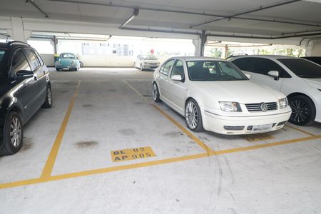 Garagem de apartamento à venda com 2 quartos, 49m² em Utinga, Santo André