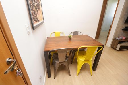 Apartamento à venda com 49m², 2 quartos e 2 vagas Apartamento à venda com 49m², 2 quartos e 2 vagasSala de Jantar