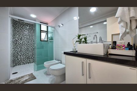 Apartamento para alugar com 132m², 3 quartos e 2 vagas Apartamento para alugar com 132m², 3 quartos e 2 vagasBanheiro