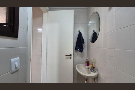 Apartamento para alugar com 132m², 3 quartos e 2 vagas Apartamento para alugar com 132m², 3 quartos e 2 vagasBanheiro