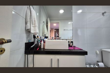 Apartamento para alugar com 132m², 3 quartos e 2 vagas Apartamento para alugar com 132m², 3 quartos e 2 vagasBanheiro da suíte
