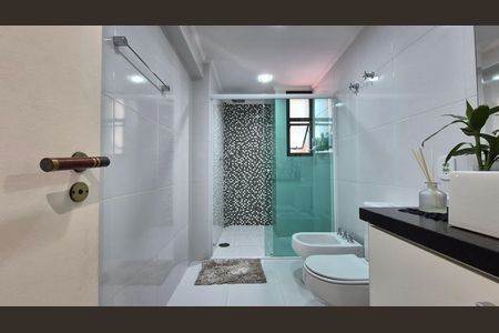 Apartamento para alugar com 132m², 3 quartos e 2 vagas Apartamento para alugar com 132m², 3 quartos e 2 vagasBanheiro