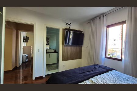 Apartamento para alugar com 132m², 3 quartos e 2 vagas Apartamento para alugar com 132m², 3 quartos e 2 vagasSuíte
