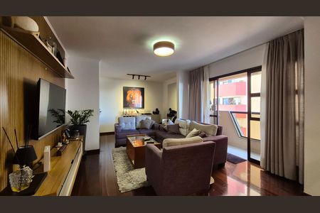Apartamento para alugar com 132m², 3 quartos e 2 vagas Apartamento para alugar com 132m², 3 quartos e 2 vagasSala