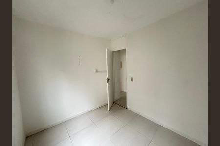 Quarto 2 de apartamento para alugar com 2 quartos, 44m² em Pavuna, Nilópolis